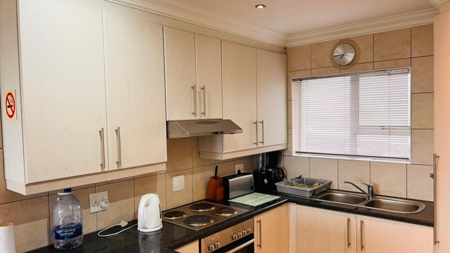 To Let 2 Bedroom Property for Rent in Jeffreys Bay Central Eastern Cape